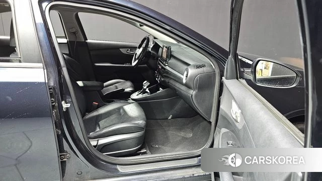 Kia The New K3 2nd generation 2021 Синий из Кореи, фото 2