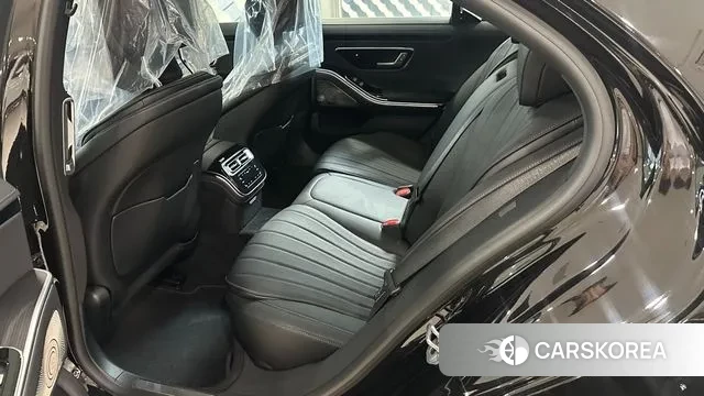 Mercedes-Benz S-Class W223 2024 Черный из Кореи, фото 2