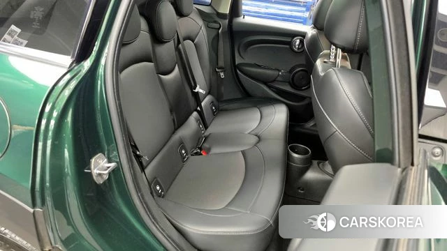 Mini Cooper D 2018 Зеленый из Кореи, фото 2