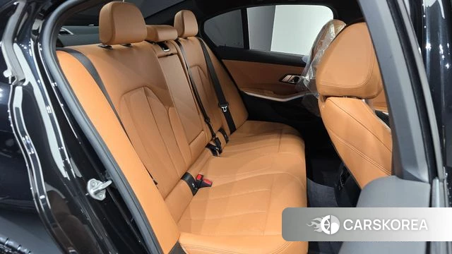 BMW 3 Series (G20) 2024 Белый из Кореи, фото 2