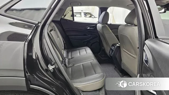 Chevrolet (GM Daewoo) Trax Crossover 2024 Черный из Кореи, фото 2