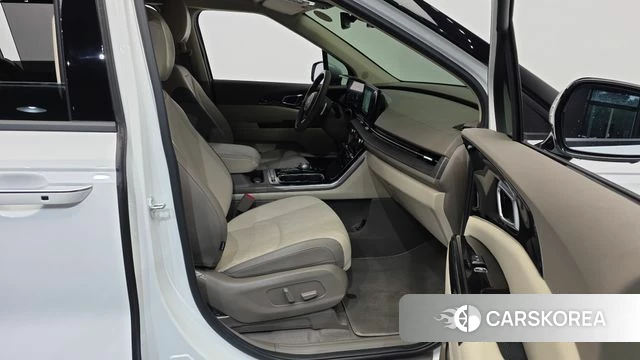 Kia Carnival 4th generation 2023 Белый из Кореи, фото 2