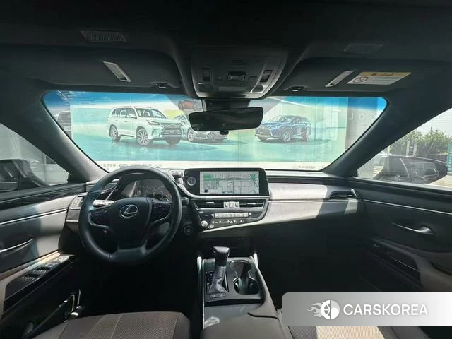 Lexus ES 2024 Темно-серый из Китая, фото 2