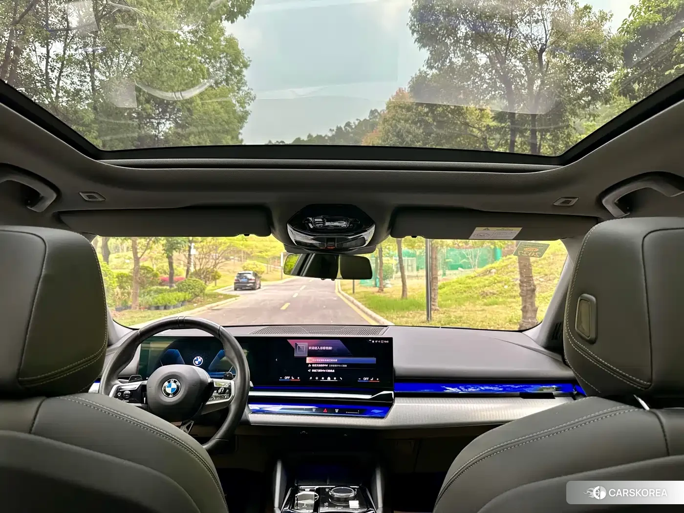 BMW 5 series 2025 Зеленый из Китая, фото 2