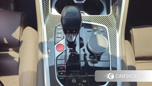 BMW X6M (G06) 2023 Белый из Кореи, фото 2