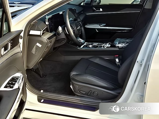Kia The New K5 3rd generation 2026 Белый из Кореи, фото 2