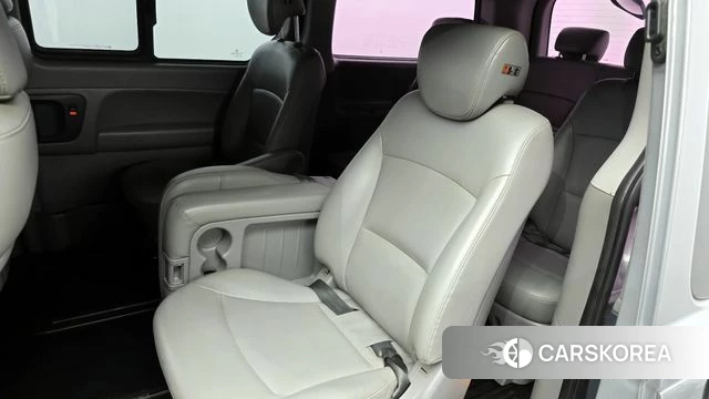 Hyundai The New Grand Starex 2018 Серебряный из Кореи, фото 2