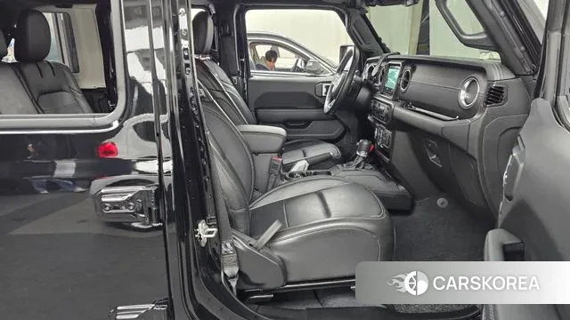 Jeep Wrangler (JL) 2022 Черный из Кореи, фото 2