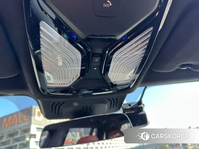 BMW X7 (G07) 2021 Черный из Кореи, фото 2