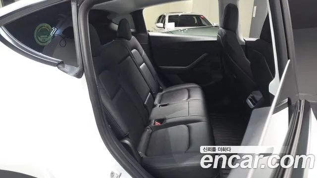 Tesla Model Y 2021 Белый из Кореи, фото 2