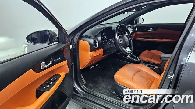 Kia The New K3 2nd generation 2022 Серый из Кореи, фото 2