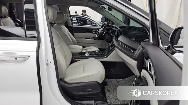 Kia Carnival 4th generation 2022 Белый из Кореи, фото 2
