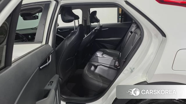 Kia Di Ol Nu Niro 2022 Белый из Кореи, фото 2