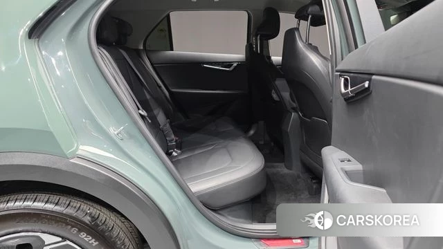 Kia Di Ol Nu Niro 2024 Зеленый из Кореи, фото 2