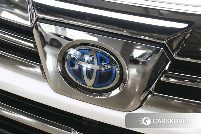 Toyota Wilfa 2021 Белый из Китая, фото 2