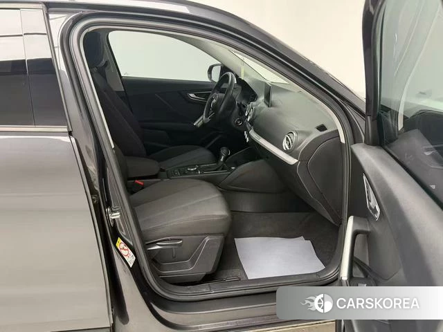 Audi Q2L 2021 Черный из Китая, фото 2
