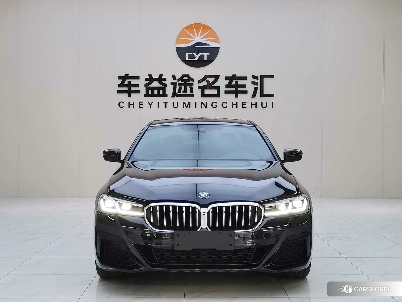 BMW 5 series 2021 Черный из Китая, фото 2