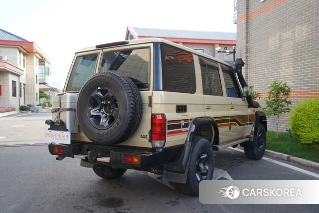 Toyota Land Cruiser 70 Series 2024 Желтый из Китая, фото 2