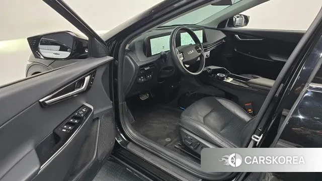 Kia EV6 2021 Черный из Кореи, фото 2