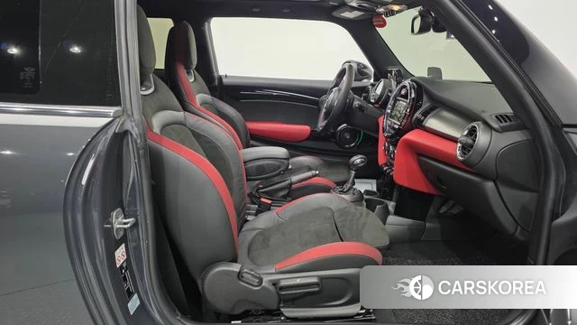 Mini Cooper S 2019 Серый из Кореи, фото 2