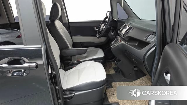 Kia The New Kia Ray 2023 Черный из Кореи, фото 2