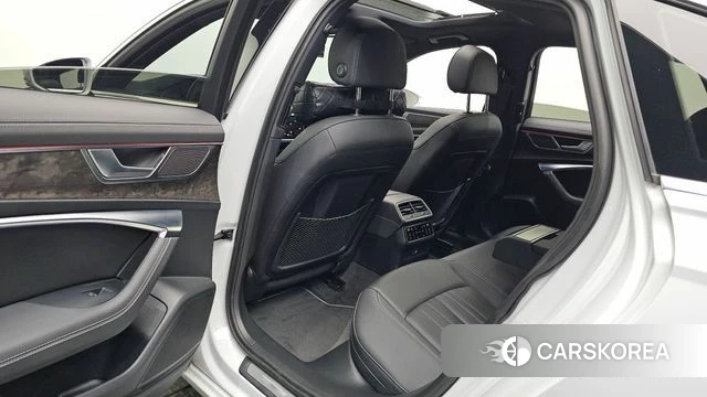 Audi A6 (C8) 2021 Белый из Кореи, фото 2