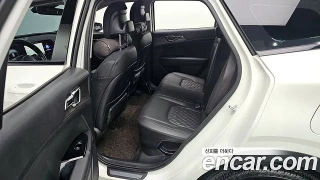 Kia Sportage 5th Generation Hybrid 2024 Белый из Кореи, фото 2