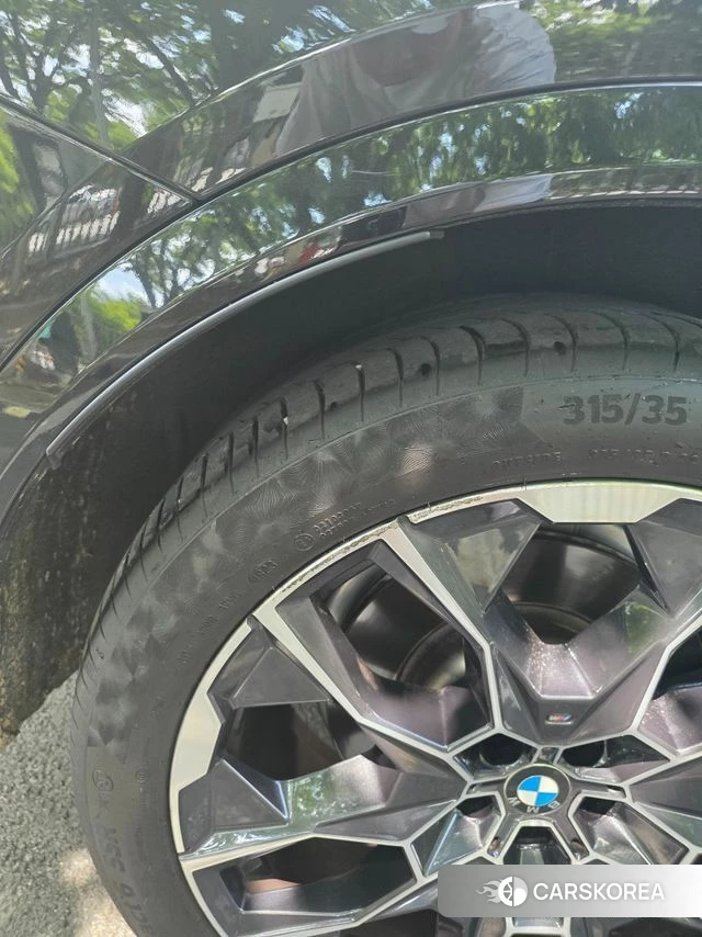 BMW X7 (G07) 2024 Черный из Кореи, фото 2