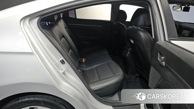 Hyundai Avante AD 2018 Серебряный из Кореи, фото 2