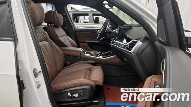 BMW X5 (G05) 2023 Белый из Кореи, фото 2