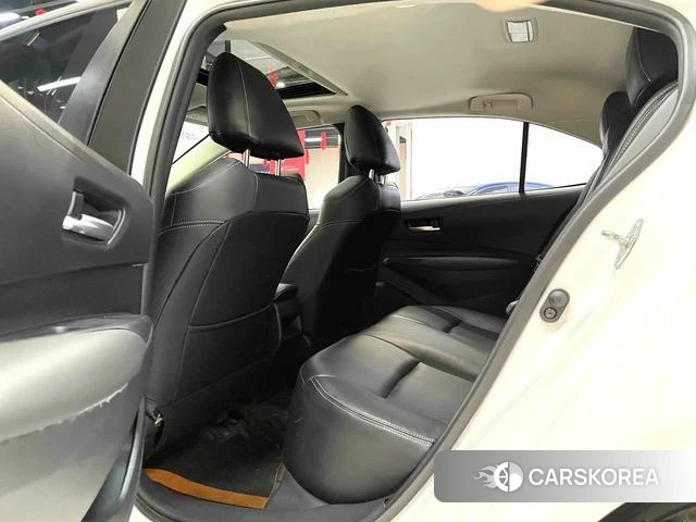 Toyota Corolla 2022 Белый из Китая, фото 2
