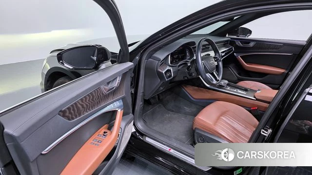 Audi A6 (C8) 2021 Черный из Кореи, фото 2