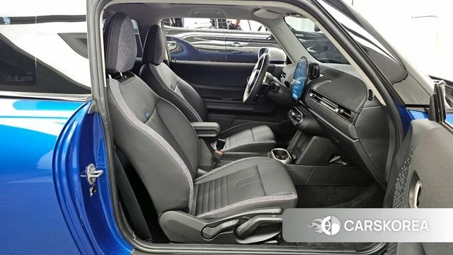 Mini Cooper C 4th generation 2025 Синий из Кореи, фото 2