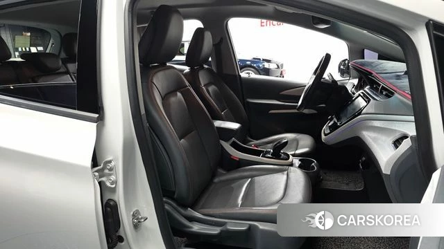 Chevrolet (GM Daewoo) Bolt EV 2018 Белый из Кореи, фото 2