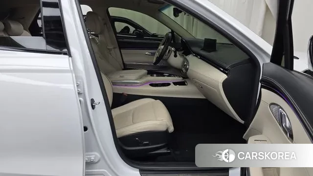 Genesis GV70 2021 Белый из Кореи, фото 2