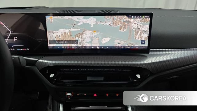 BMW 4 Series (G22) 2025 Серебристо-серый из Кореи, фото 2