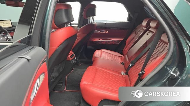 Genesis GV70 2021 Зеленый из Кореи, фото 2