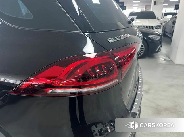 Mercedes-Benz GLE-Class W167 2021 Черный из Кореи, фото 2