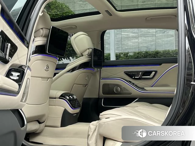 Mercedes-Benz Maybach S-class 2025 Черный из Китая, фото 2