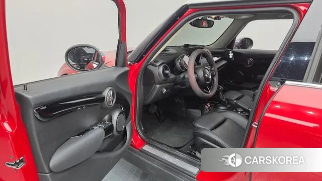 Mini Cooper D 2018 Красный из Кореи, фото 2