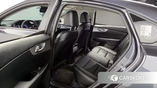 Kia The New K3 2nd generation 2021 Серый из Кореи, фото 2