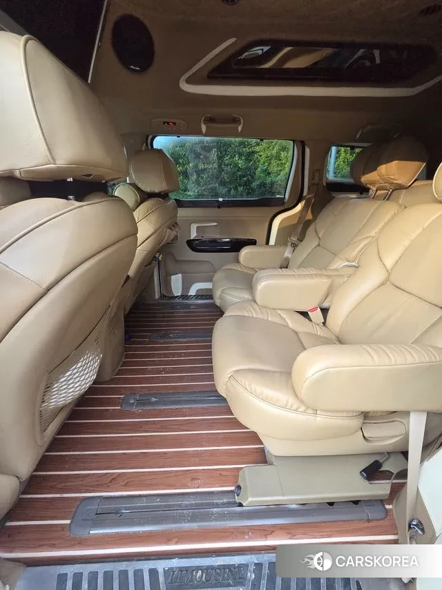 Kia The New Carnival 2018 Белый из Кореи, фото 2