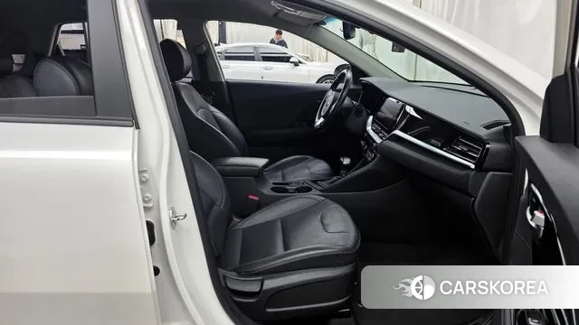 Kia The New Niro 2021 Белый из Кореи, фото 2