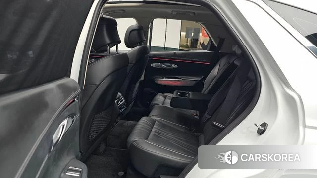 Genesis GV70 2024 Белый из Кореи, фото 2