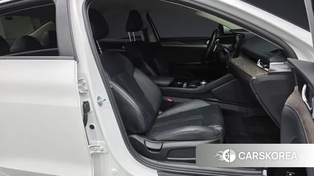 Kia K5 3rd generation 2021 Белый из Кореи, фото 2