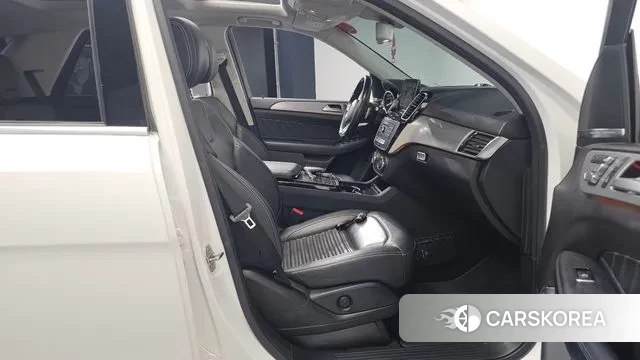 Mercedes-Benz GLE - Class W166 2018 Белый из Кореи, фото 2