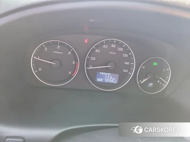 Hyundai Grand Starex 2018 Серебристо-серый из Кореи, фото 2