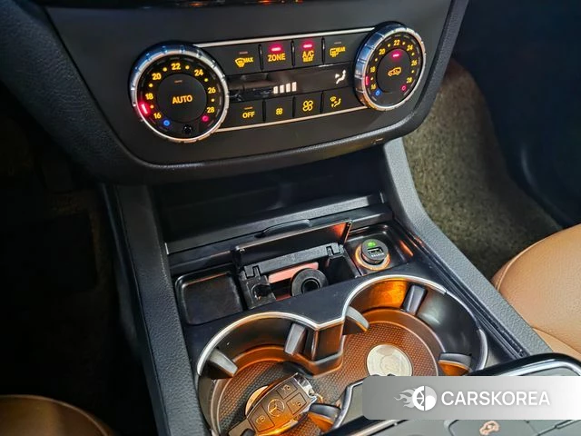 Mercedes-Benz GLE - Class W166 2018 Серый из Кореи, фото 2