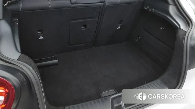 Mercedes-Benz A-Class W176 2018 Белый из Кореи, фото 2