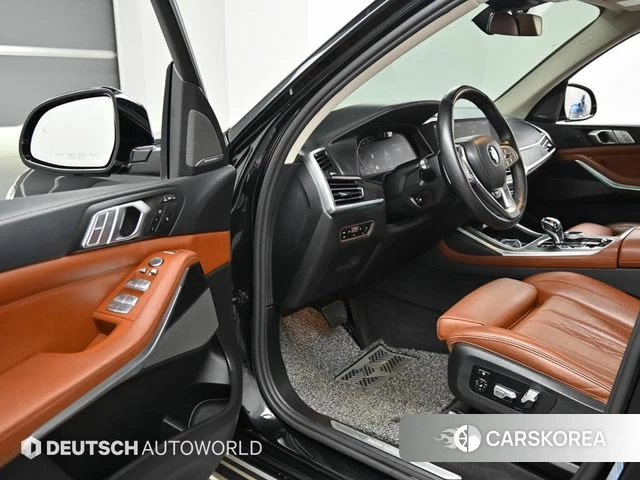 BMW X7 (G07) 2021 Черный из Кореи, фото 2